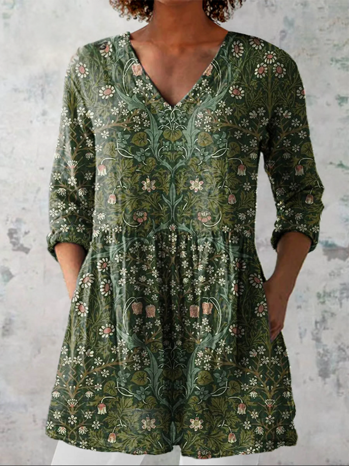 Julie | Lang bluse med V-udskæring