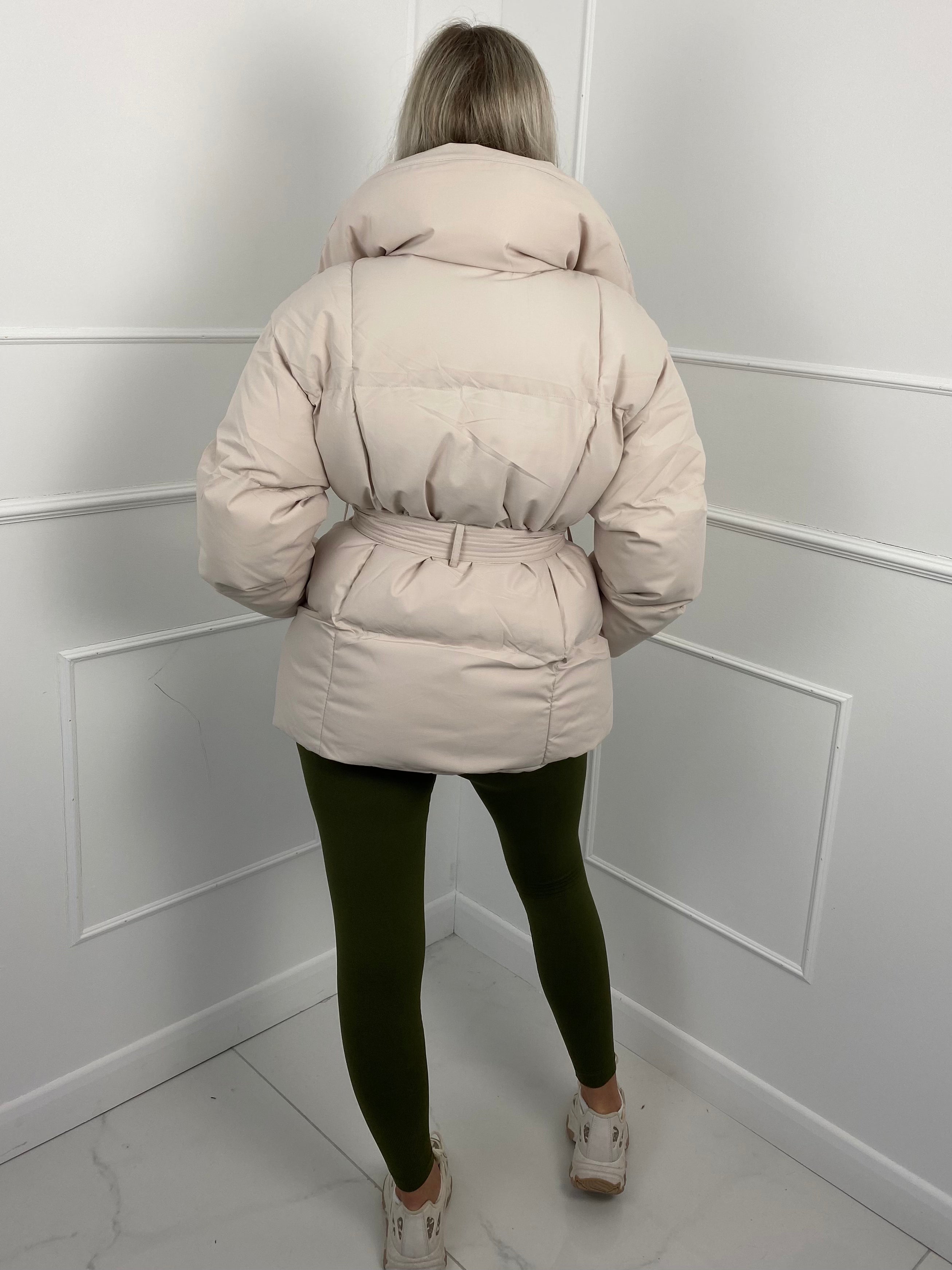 KARLY – Kort Bæltetaske-Pufferjakke