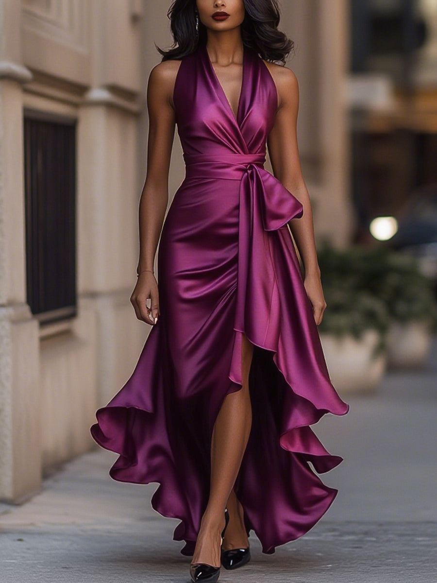Midnight Elegance halterneck-kjole i satin med flæser
