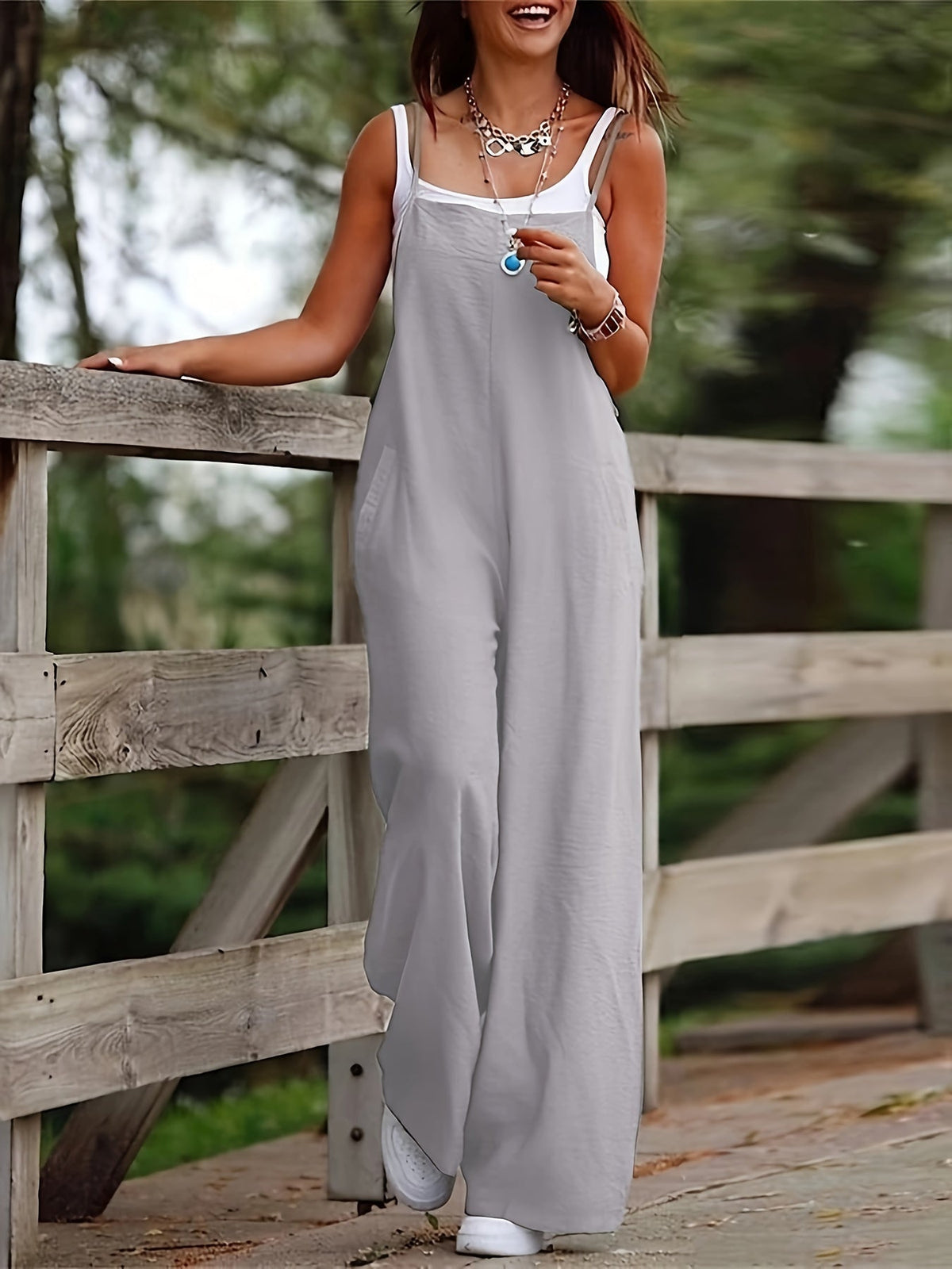 Eva | Ensfarvet jumpsuit