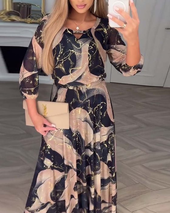 Elvera – Elegant Maxi Kjole med Marmormønster
