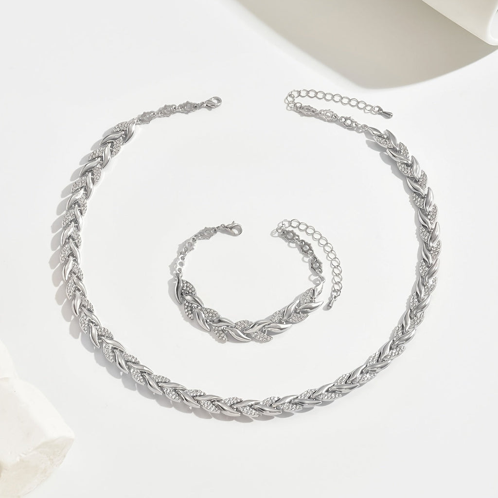 Amalie® | Håndlavet fiskehale-halskæde & armbåndssæt (2+1 Gratis)