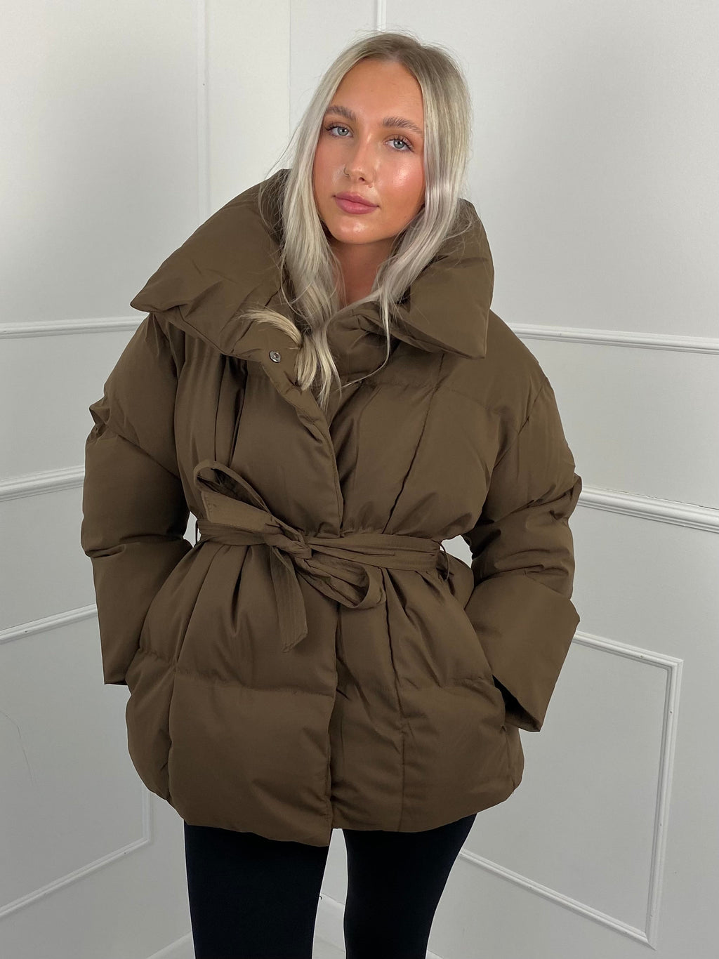 KARLY – Kort Bæltetaske-Pufferjakke