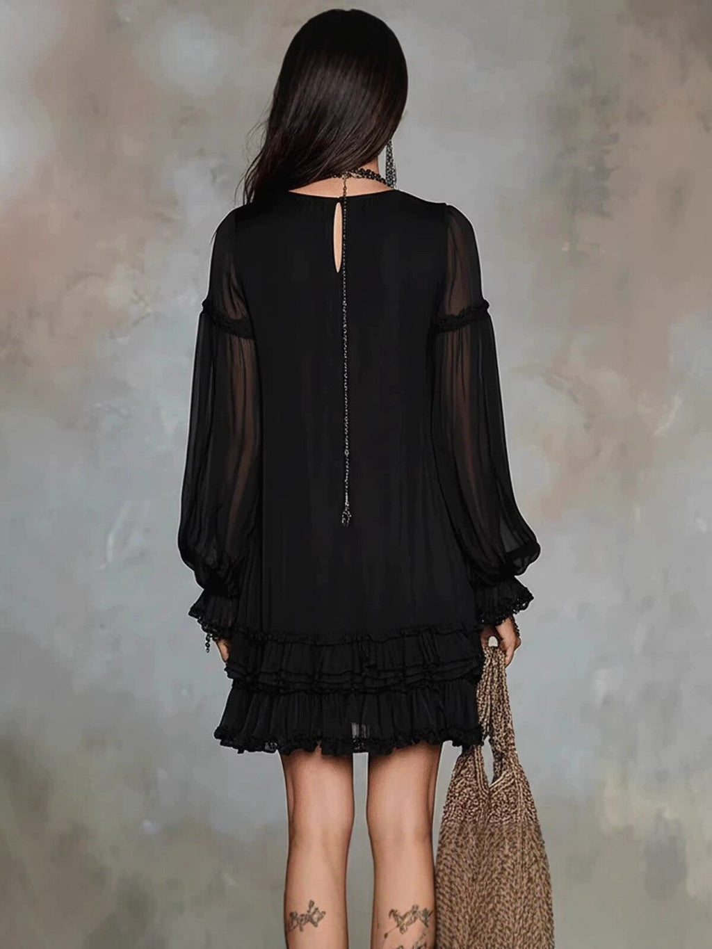 Alvilda – Chiffon-minikjole med flæsedetaljer