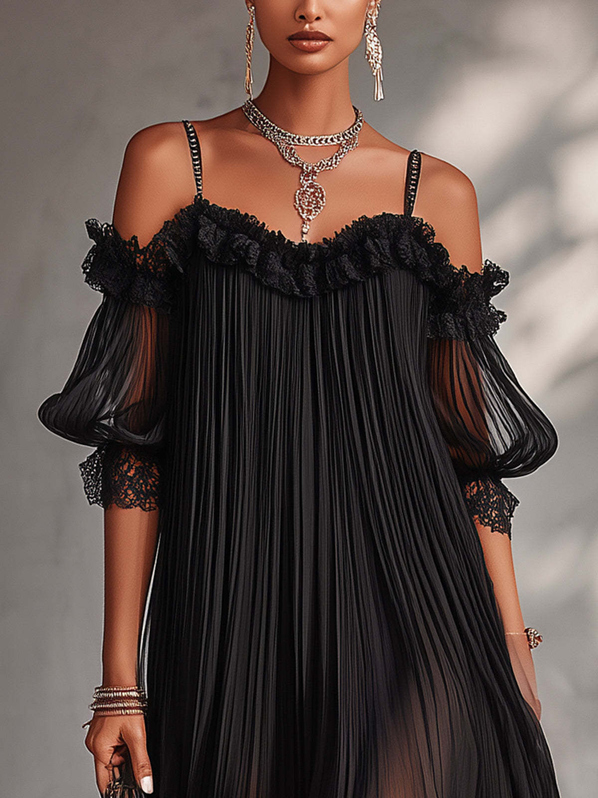 Vittoria – Sort chiffon-minikjole med blonder