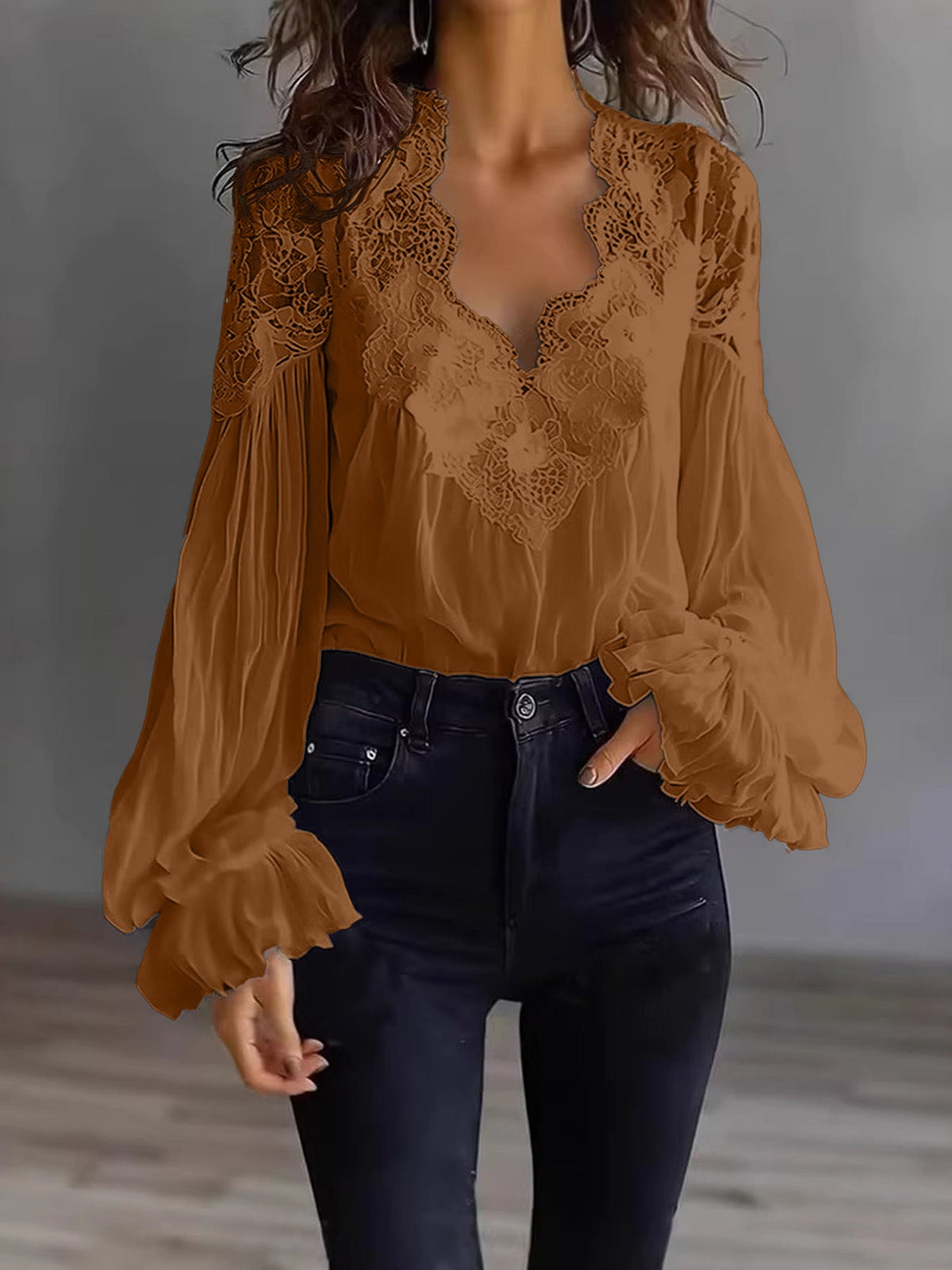Joelle | Elegant blondebluse med puffærmer