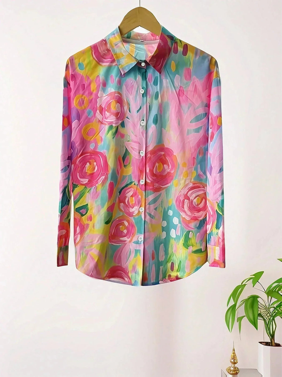 Astrid | Bluse med farverige mønstre