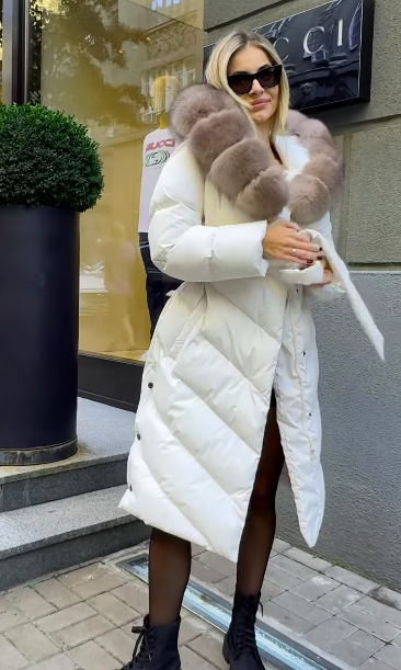 Christina | Elegant casual jakke med kunstpelskrave