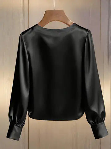 Aveline | Satinbluse med perlekant