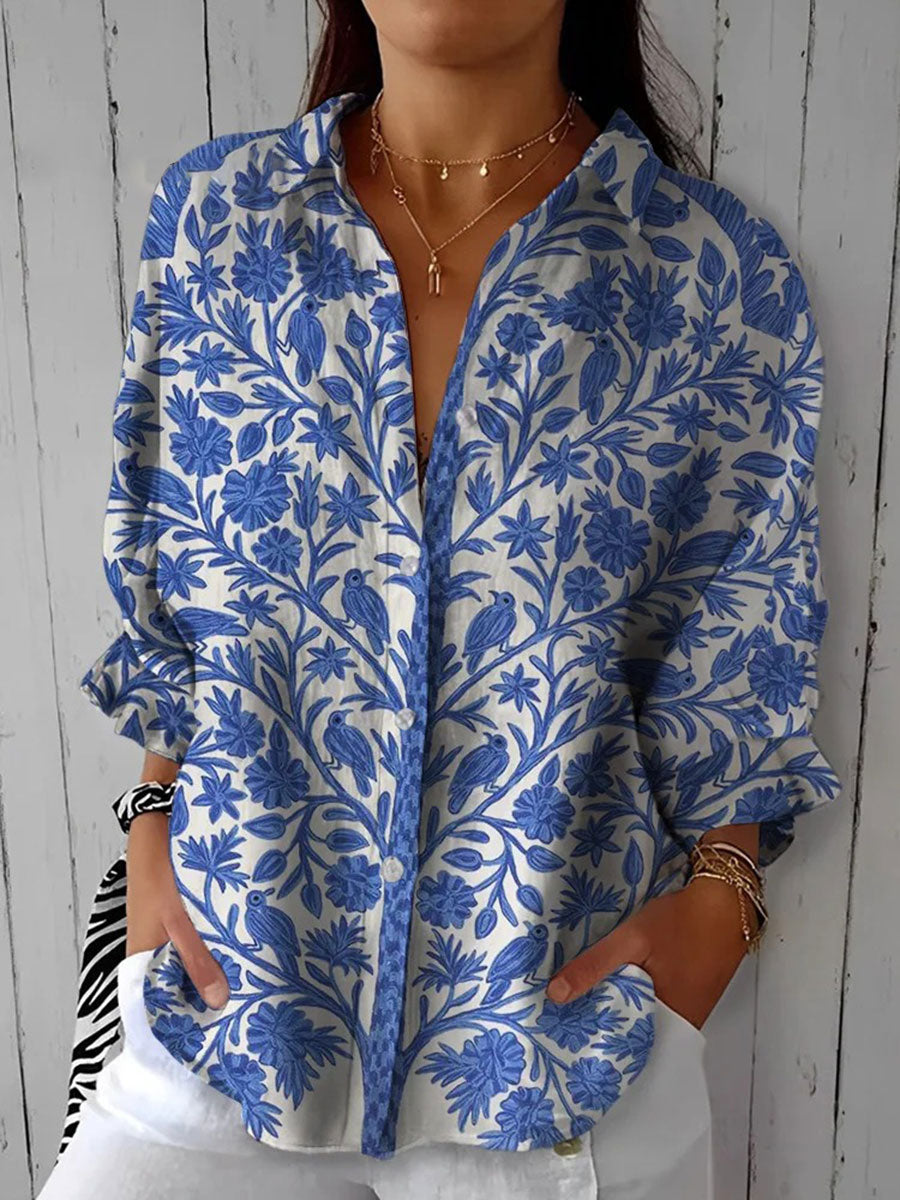 Vivienne – Blå bluse med blomsterprint