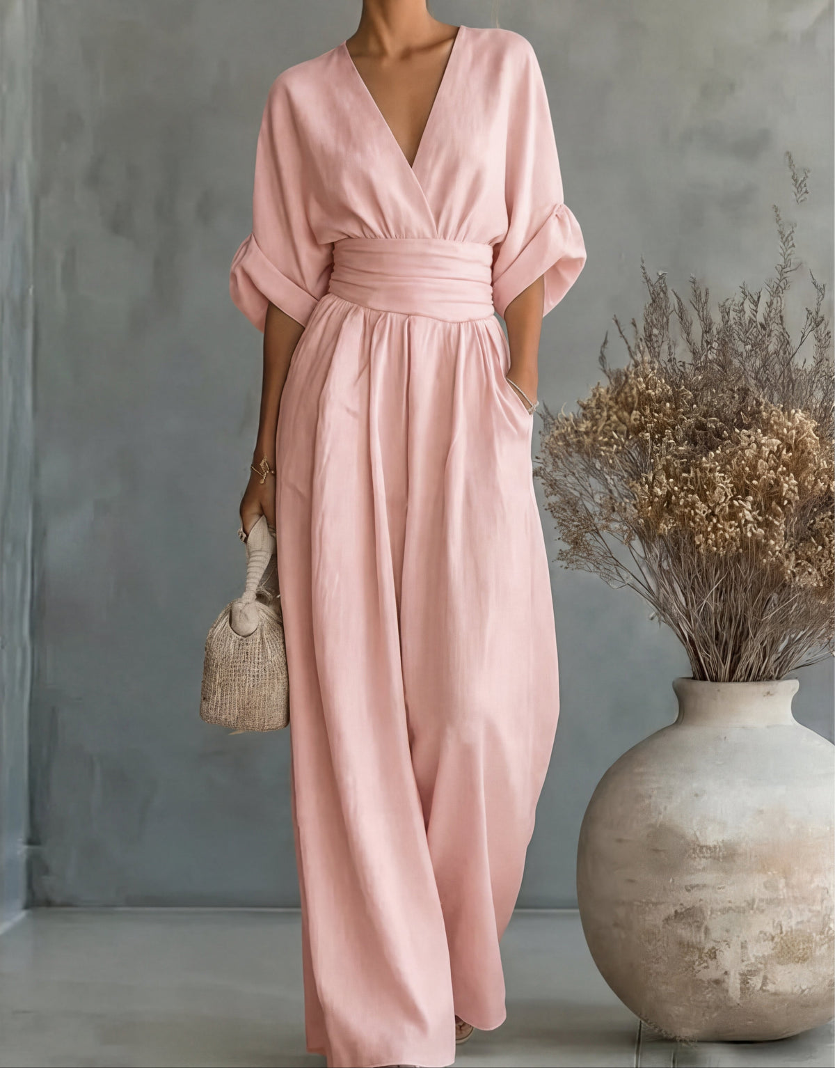 Noelia – Elegant jumpsuit med V-hals