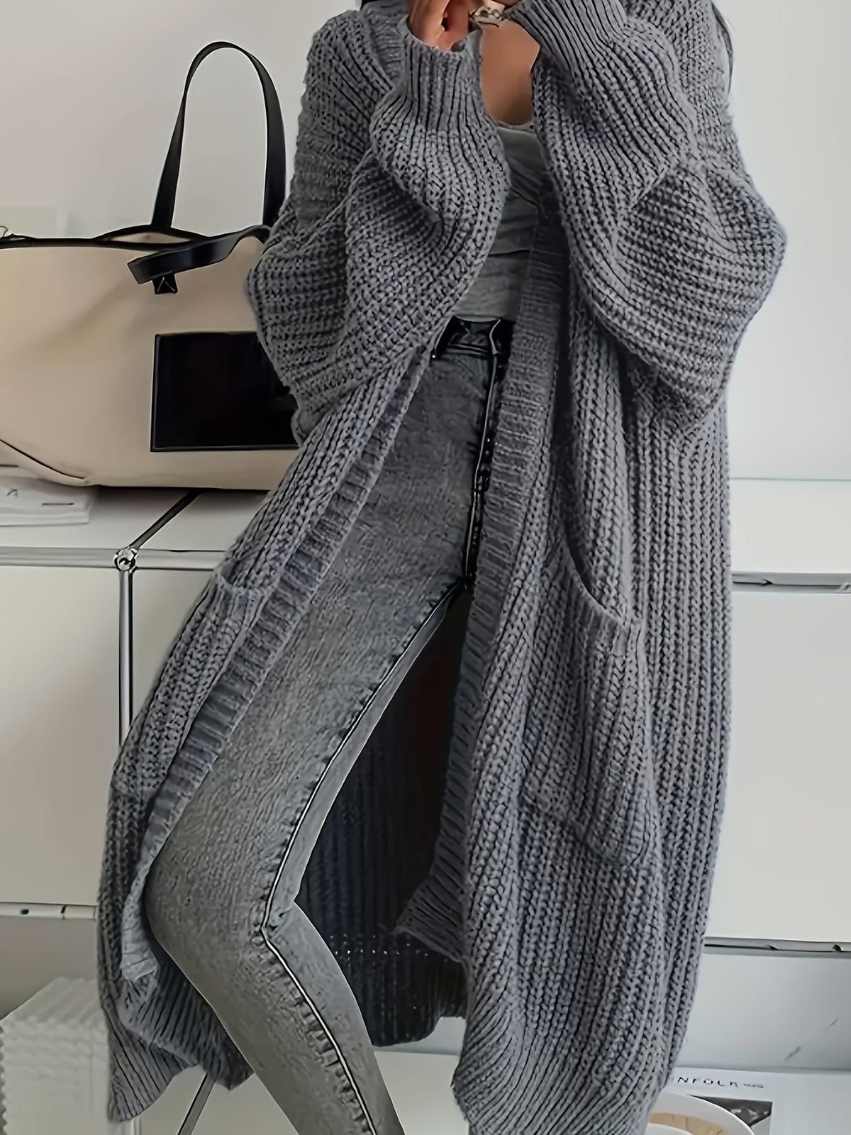 Leda | Cozy Confidence Lang Cardigan