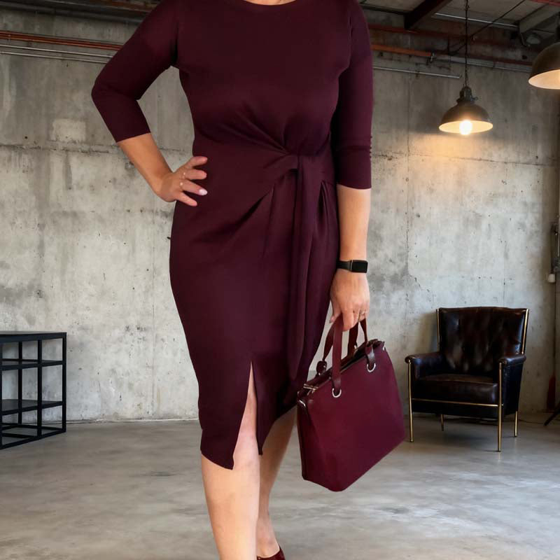 Seraphine – Elegant midikjole med bindedetalje