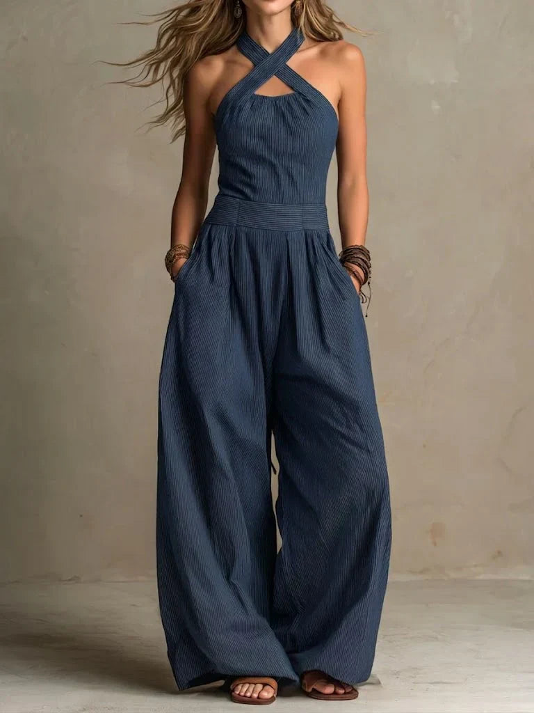 Isabella | Lang, løstsiddende jumpsuit med halterneck-udskæring