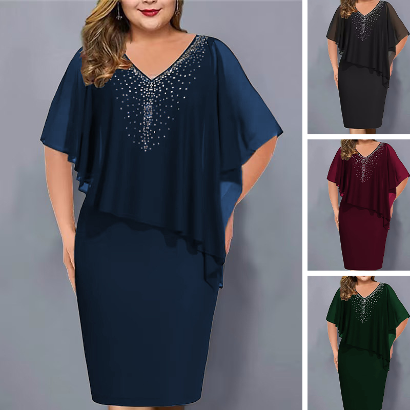 Vivia – Elegant capekjole med rhinsten