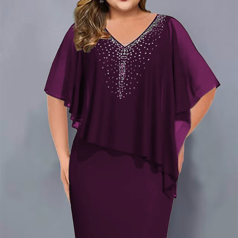 Vivia – Elegant capekjole med rhinsten