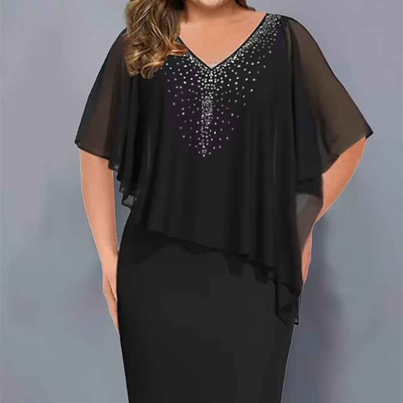 Vivia – Elegant capekjole med rhinsten