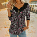 Eydis – Blomstret bluse med V-hals